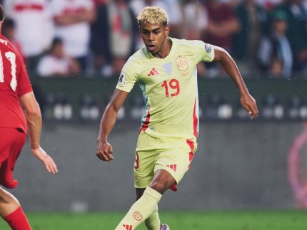 Preocupação na Espanha: Yamal sente desconforto muscular antes da Copa do Mundo
