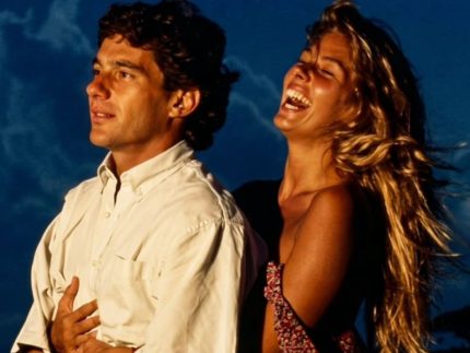 Apresentadora Adriane Galisteu relembra Ayrton Senna 32 anos após sua morte