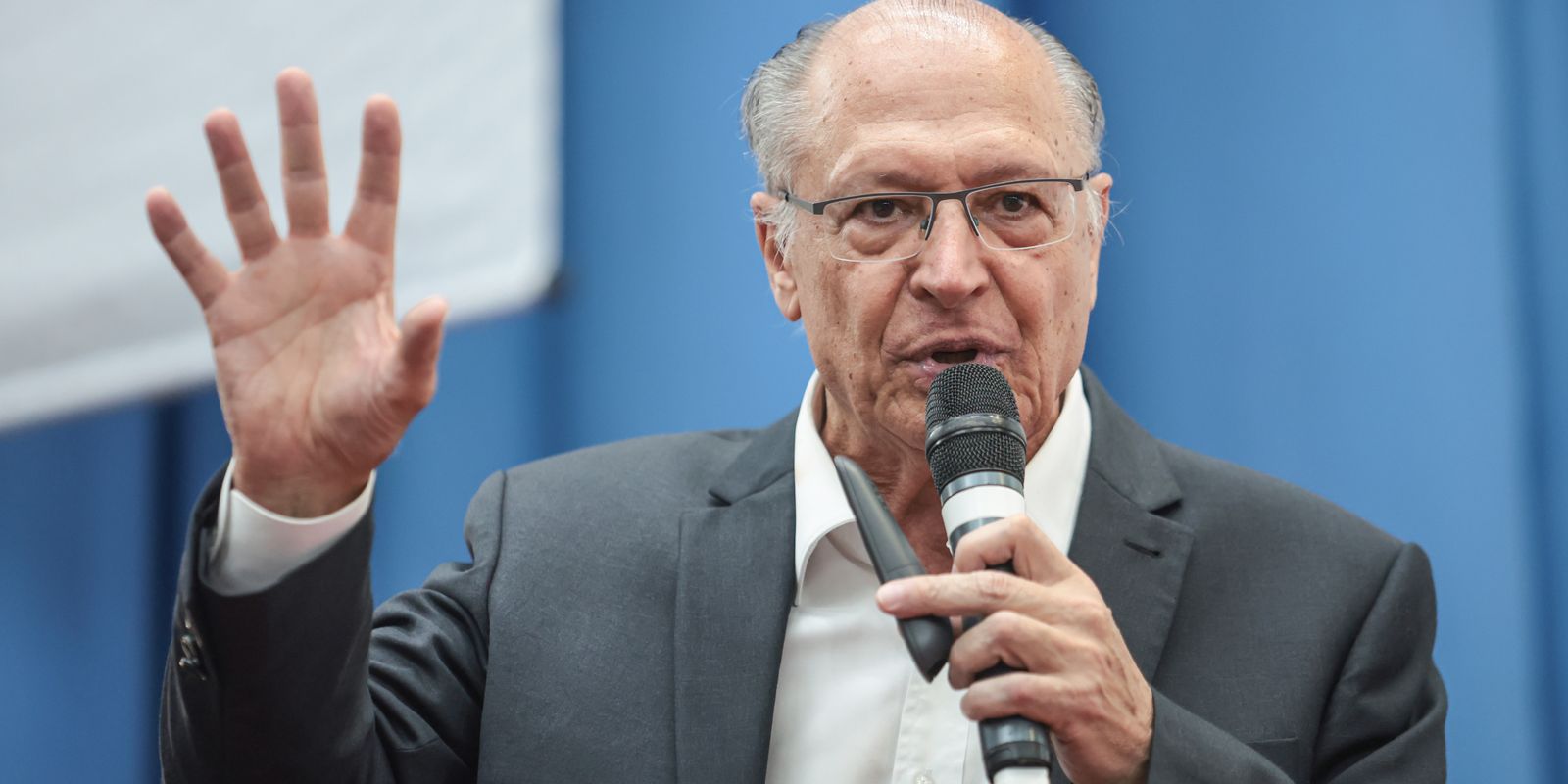 Alckmin projeta diálogo e harmonia em reunião de Lula com Trump