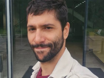 André Kirmayr revela a natureza 'agressiva, cínica e cruel' de Fabricius em “Ben-Hur”