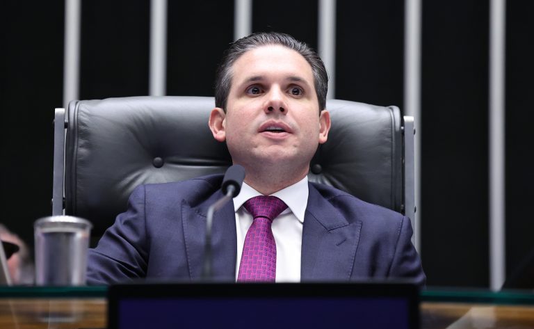Motta afirma que Política Nacional de Minerais Críticos garante competitividade ao Brasil