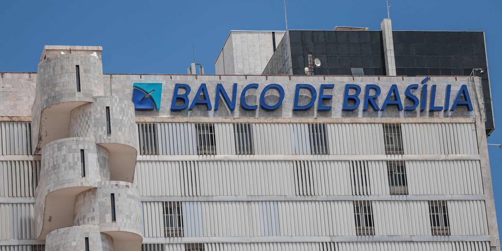BRB altera regras para permitir aportes parciais no aumento de capital