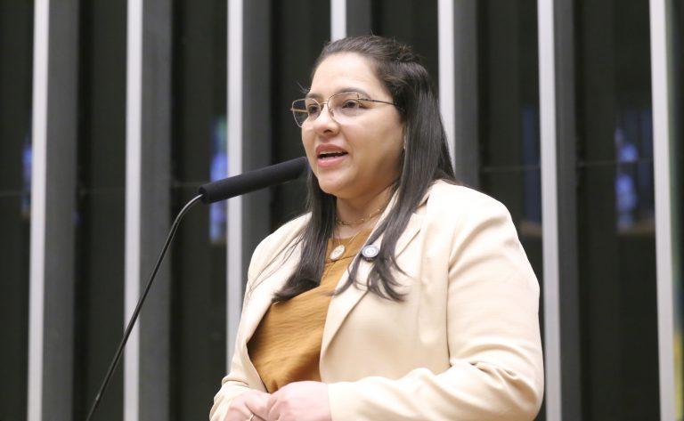 Comissão da Câmara aprova incentivo ao cultivo e exportação de açaí