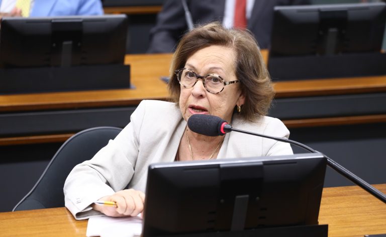 Comissão da Câmara aprova programa de alimentação exclusivo para instituições federais