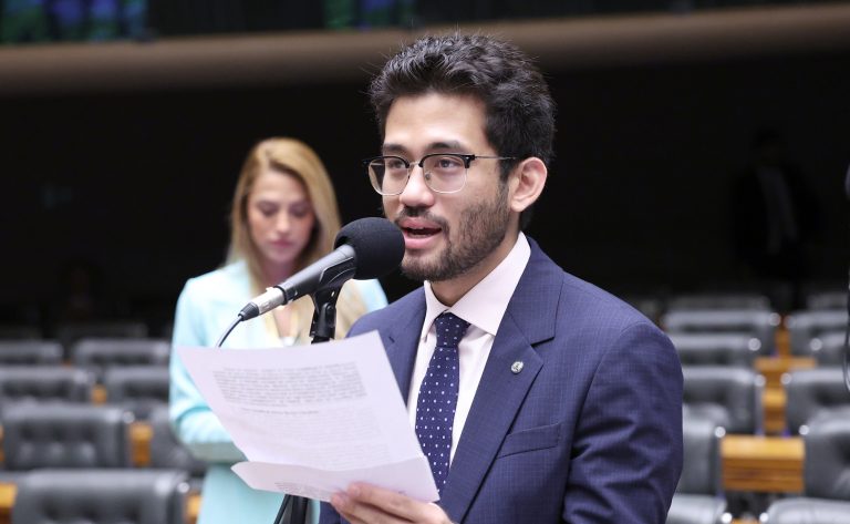 Comissão da Câmara aprova fim do cálculo 