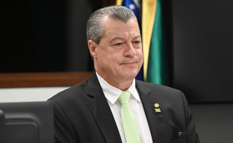 Comissão aprova medida que desobriga consentimento de idoso para denúncia de agressão física