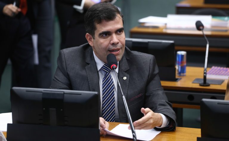 Câmara aprova regulamentação para acúmulo de funções de motorista e cobrador