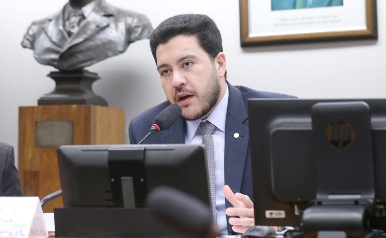 Comissão da Câmara debate princípios para a regulação de plataformas digitais