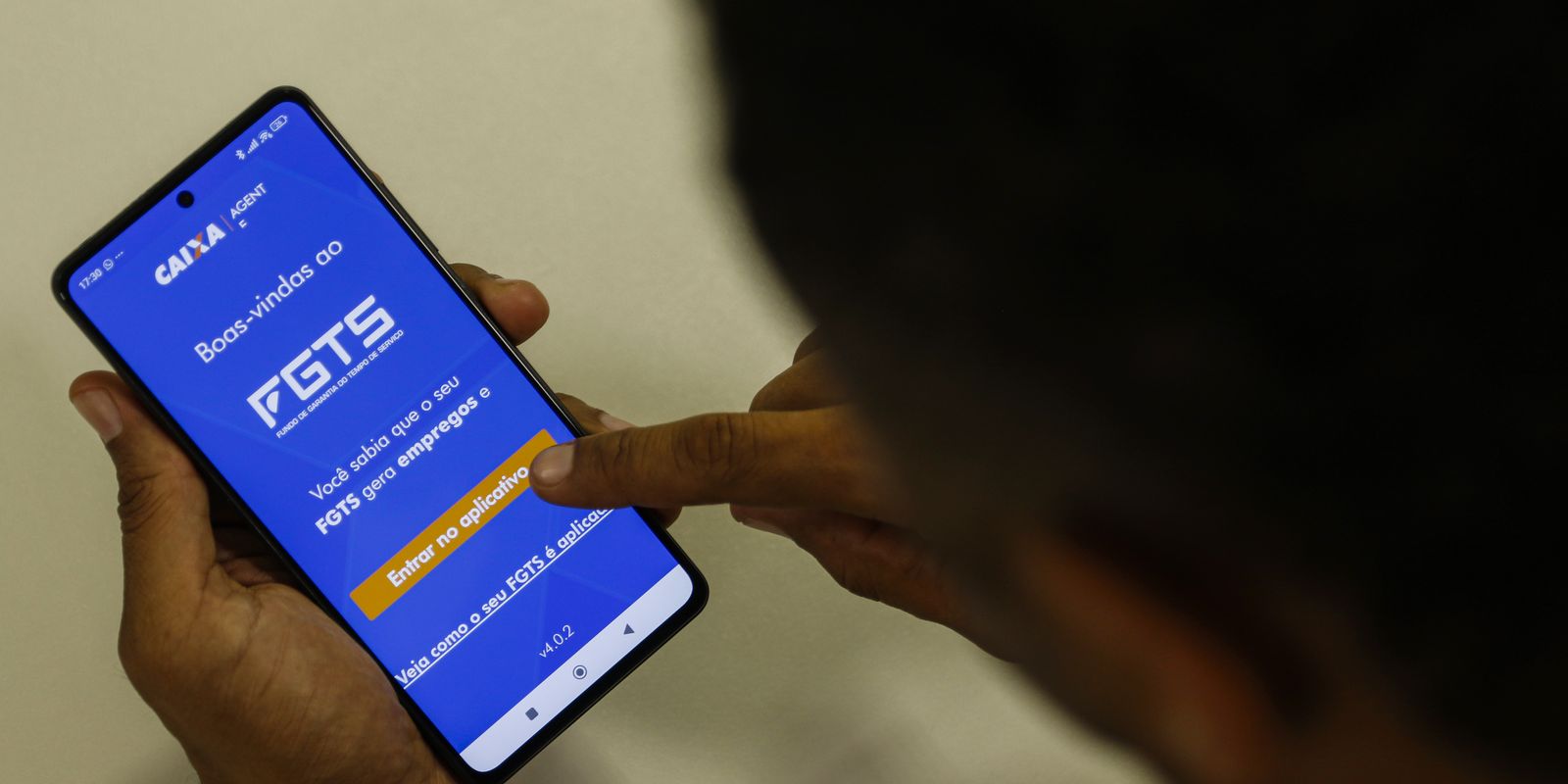 Uso do FGTS para quitar dívidas no Desenrola Brasil já está disponível