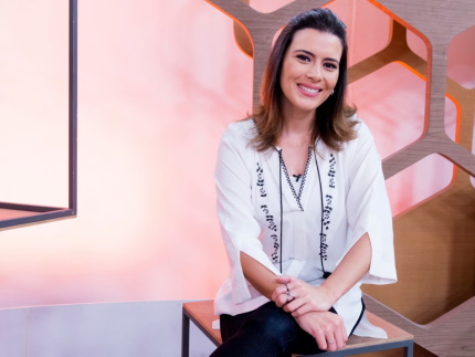 Michelle Loreto, ex-Globo, revela diagnósticos de ansiedade e depressão: 