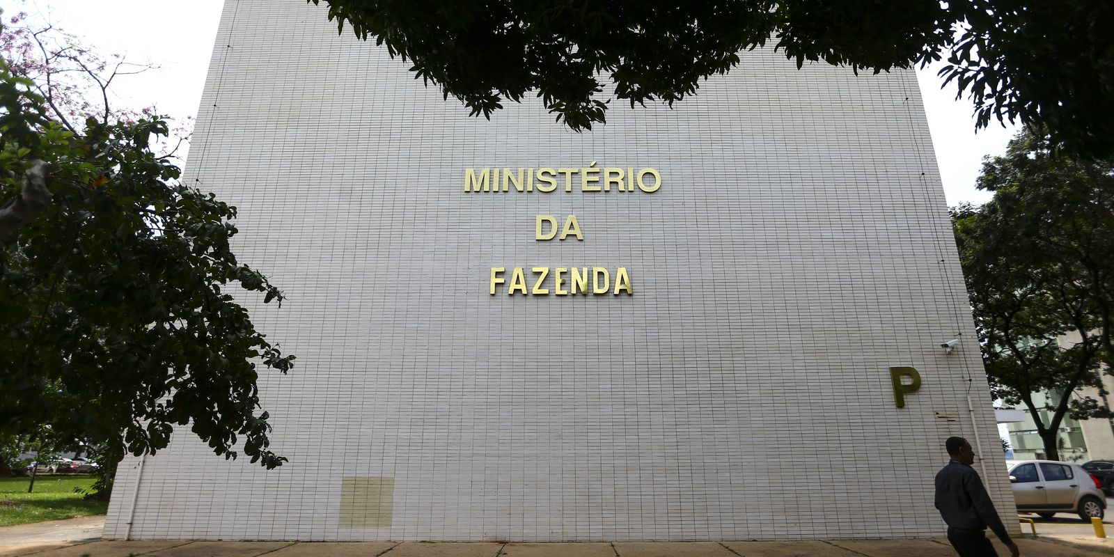 Ministério da Fazenda emite alerta sobre página falsa do Novo Desenrola