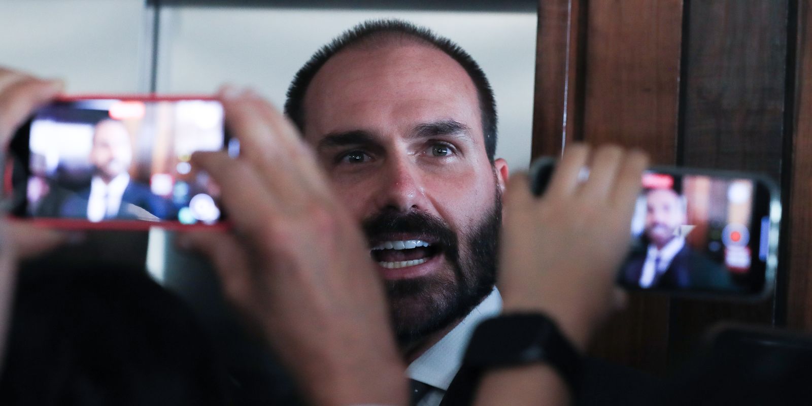 PGR solicita ao STF condenação de Eduardo Bolsonaro por coação