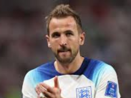 Inglaterra anuncia convocação para a Copa do Mundo com ausências polêmicas e trilha sonora dos Beatles