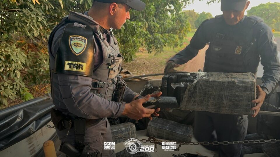 TOR intercepta carreta do Paraguai com mais de 580 kg de maconha e prende dois suspeitos