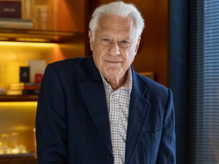 A morte de Arthur em “Quem Ama Cuida” gera especulações sobre o futuro de Antonio Fagundes na Globo