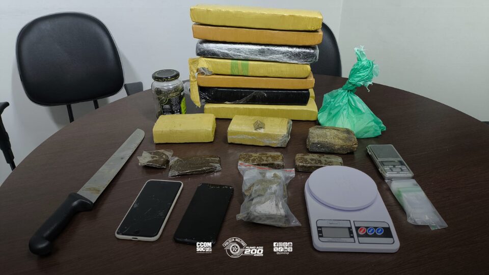 BAEP prende mulher por tráfico de drogas e apreende arma de fogo em Leme-SP