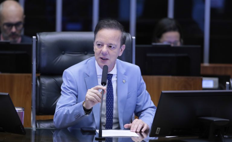 Comissão aprova regra para detalhar dados de estudantes com deficiência no ensino superior