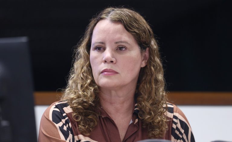 Comissão aprova proposta para fortalecer o esporte feminino em grandes eventos