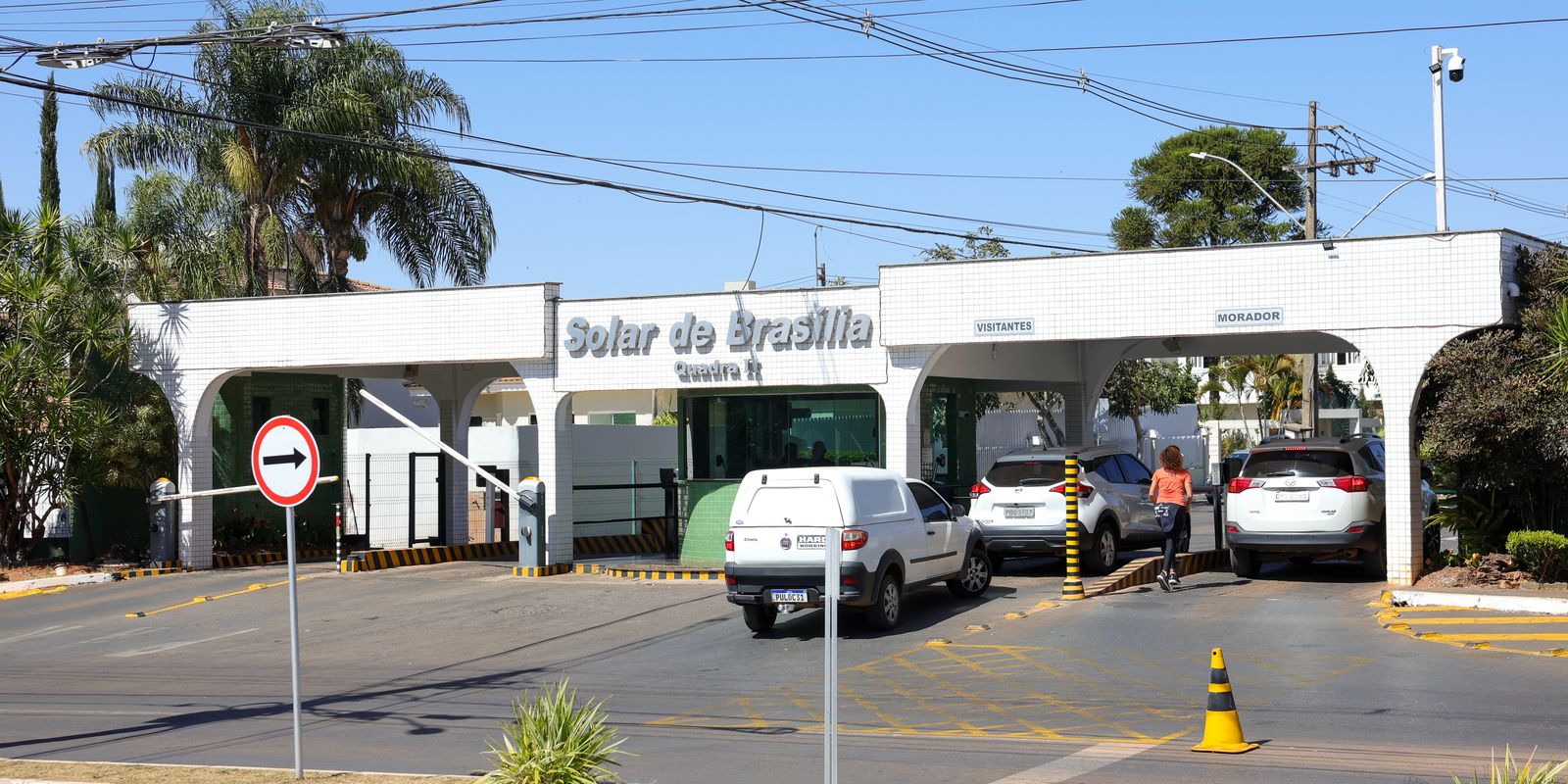 Defesa de Bolsonaro solicita prorrogação de prisão domiciliar ao STF em meio a inquérito sobre arma de fogo