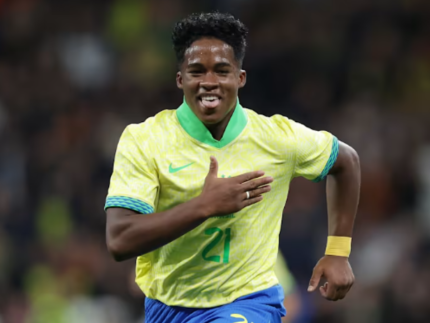 Endrick detalha hábito de estudar história do futebol para entender cultura europeia