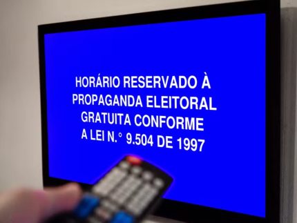 Horário eleitoral volta a desafiar a TV aberta na disputa diária pela audiência