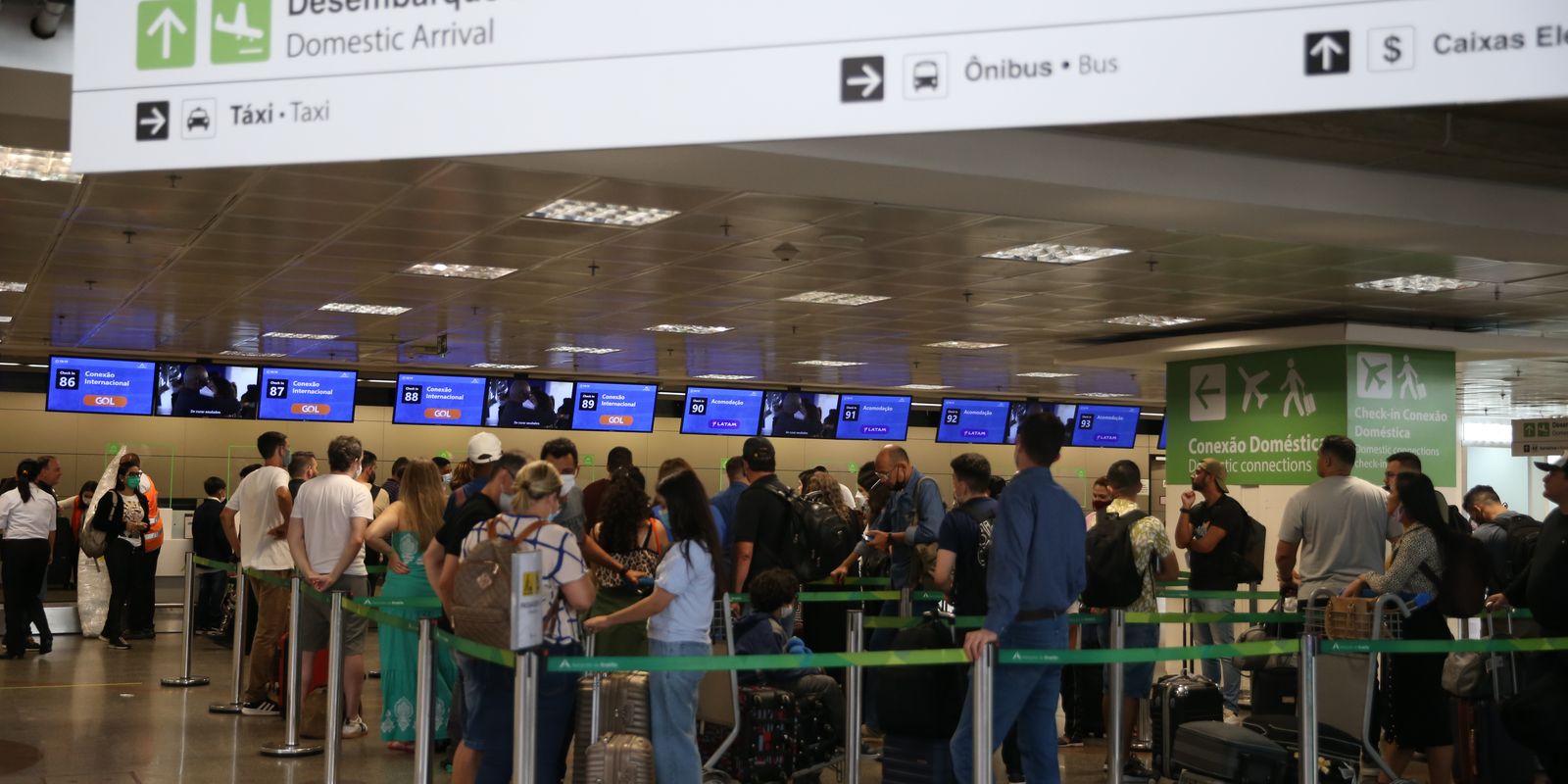 Aeroportos brasileiros preveem grande fluxo de passageiros no feriado de Corpus Christi