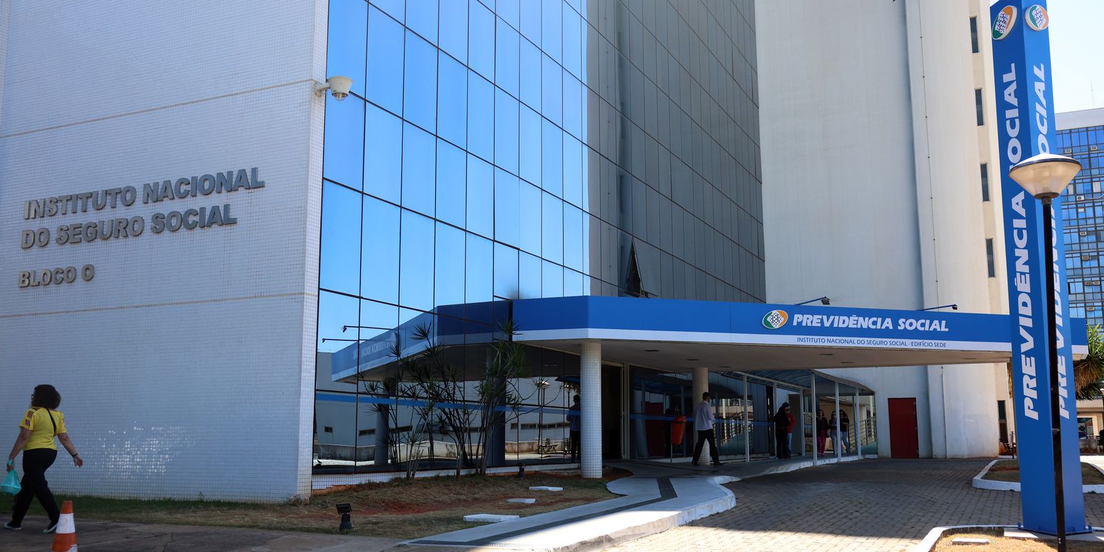 Prazo final para contestar descontos indevidos do INSS encerra neste sábado