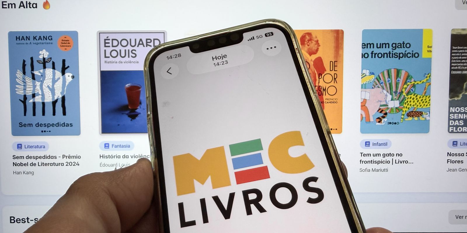 MEC Livros registra 3 mil empréstimos diários e revela obras mais populares