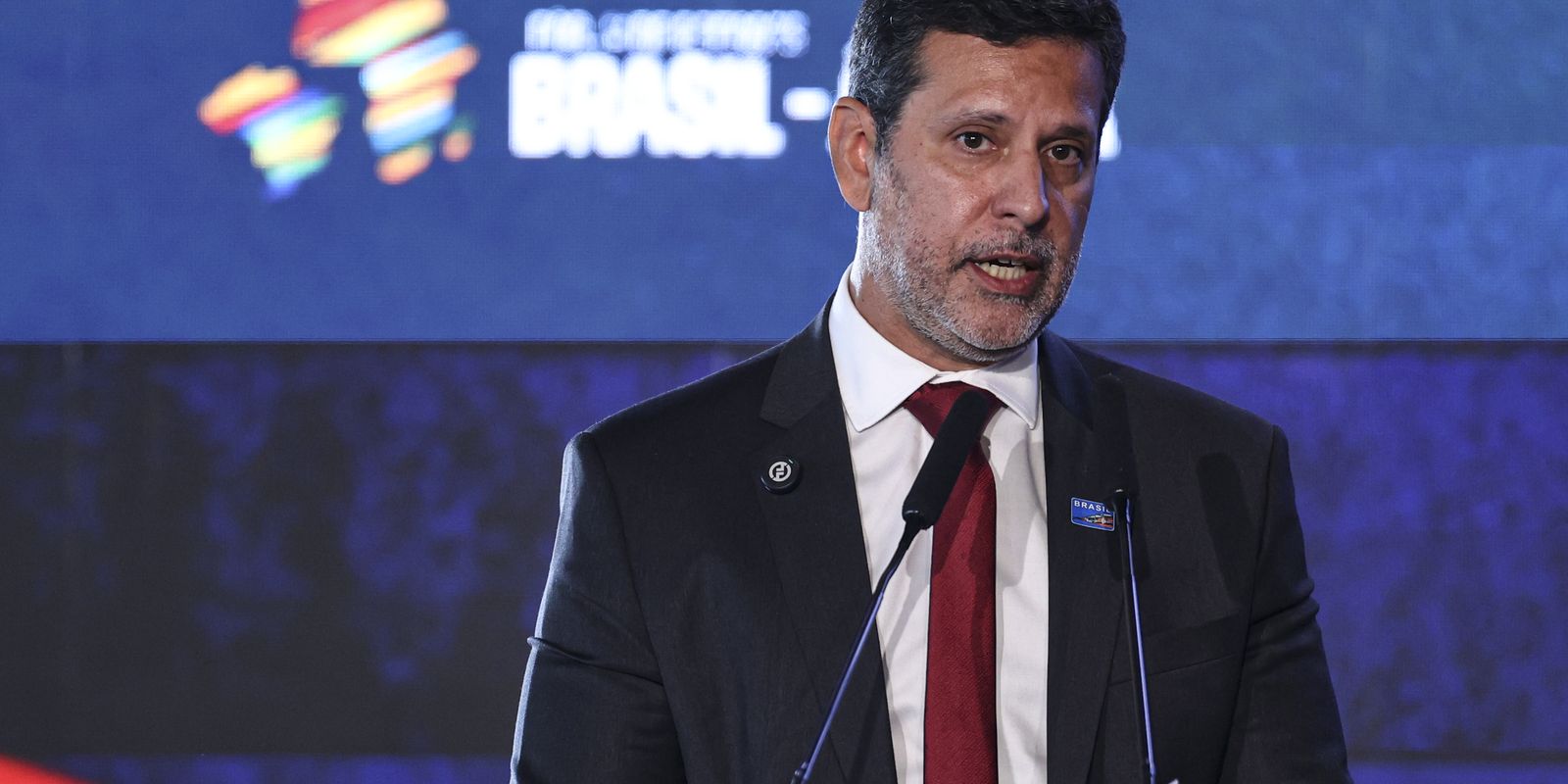 MEC aponta políticas na educação e EJA como chaves para a menor taxa de analfabetismo