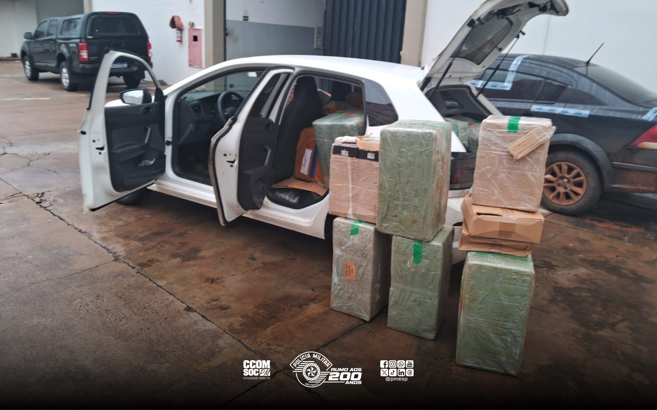 Mercadoria contrabandeada é apreendida pela PM após acompanhamento que durou 25km no interior de SP