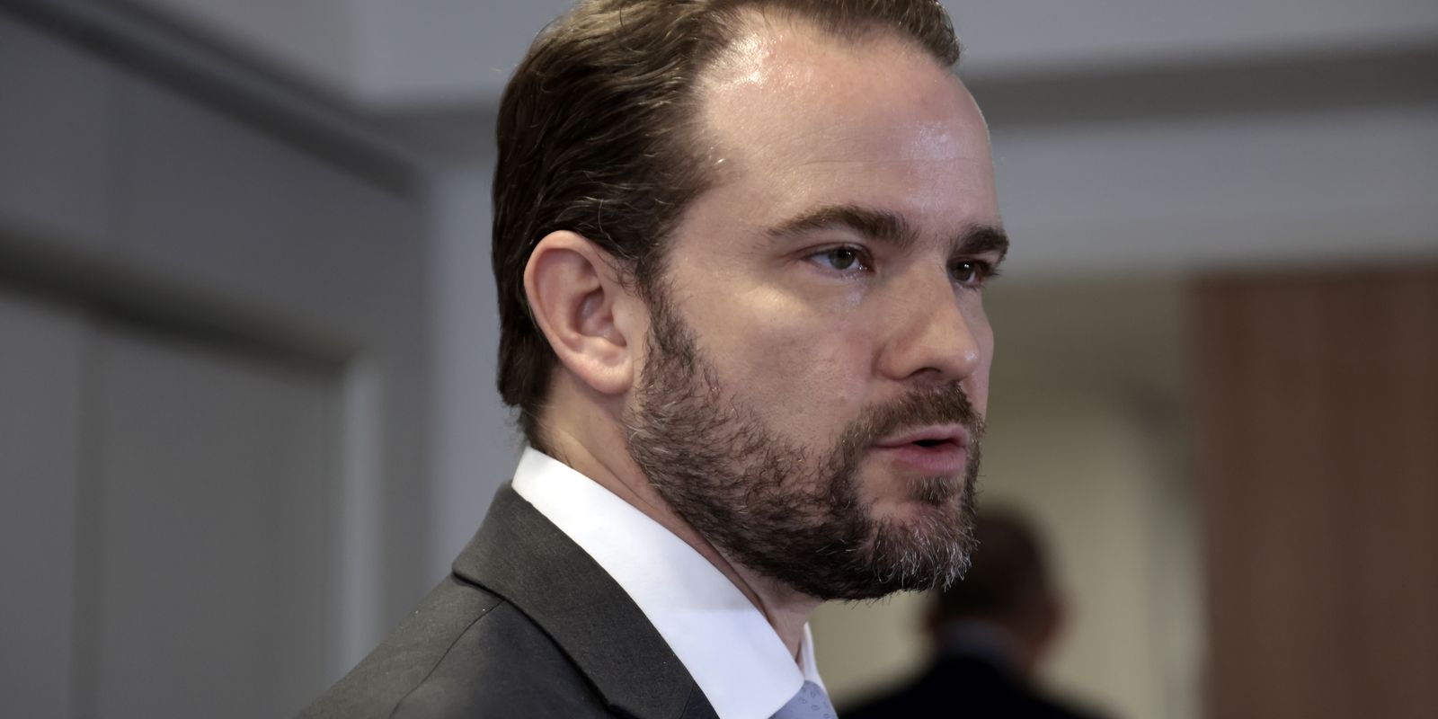 Novo Desenrola: Programa de renegociação de dívidas beneficia 6 milhões de pessoas, diz Dario Durigan