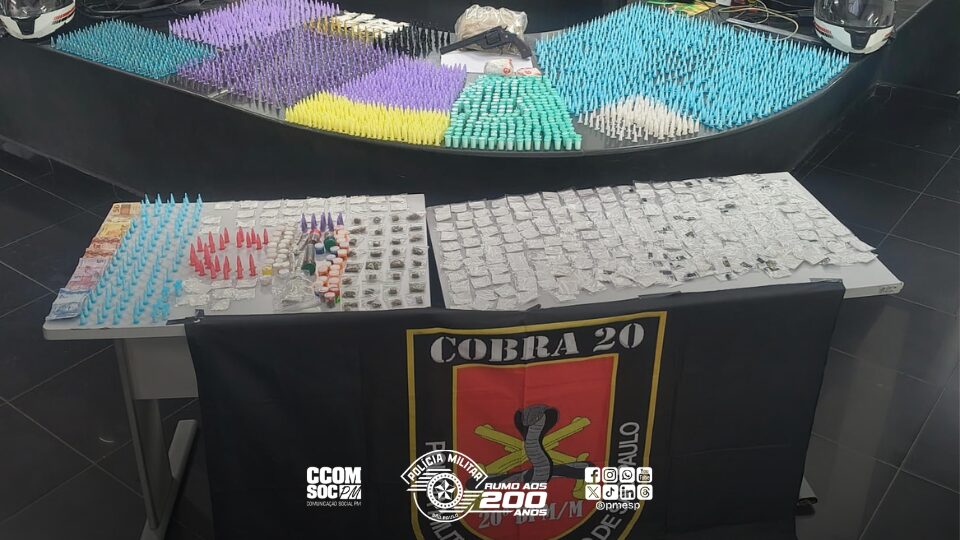 Polícia Militar apreende grande quantidade de drogas e arma em Barueri