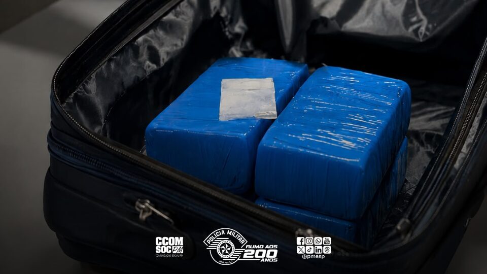 Polícia Militar apreende mais de 4 quilos de cocaína no Terminal Rodoviário Tietê