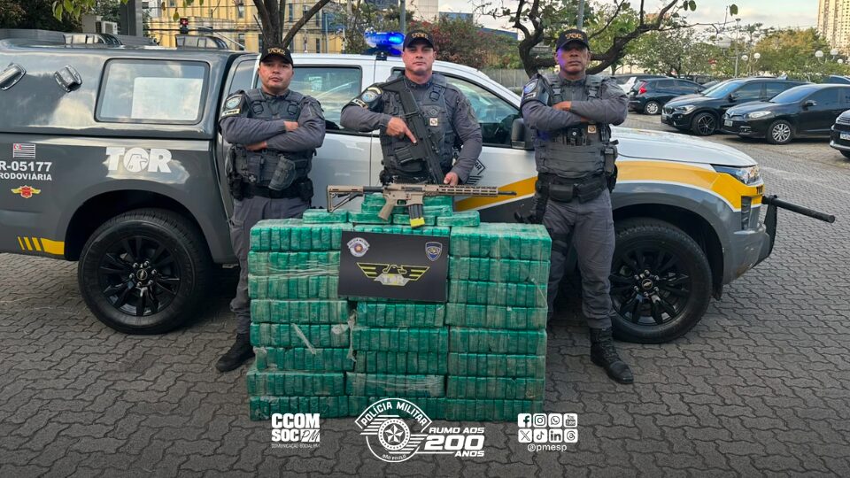 Policiamento Rodoviário e FICCO/SP apreendem mais de 250 quilos de cocaína e fuzil na Castelo Branco