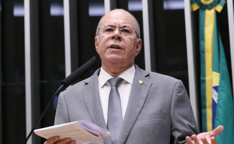 Projeto de lei busca maior transparência para obras federais e estaduais em câmaras municipais