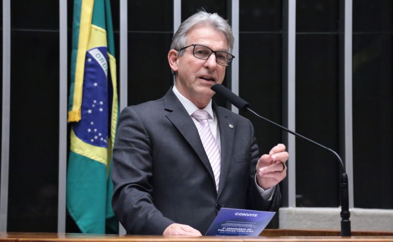 Projeto na Câmara propõe afastar fundos de pensão do limite de juros em empréstimos
