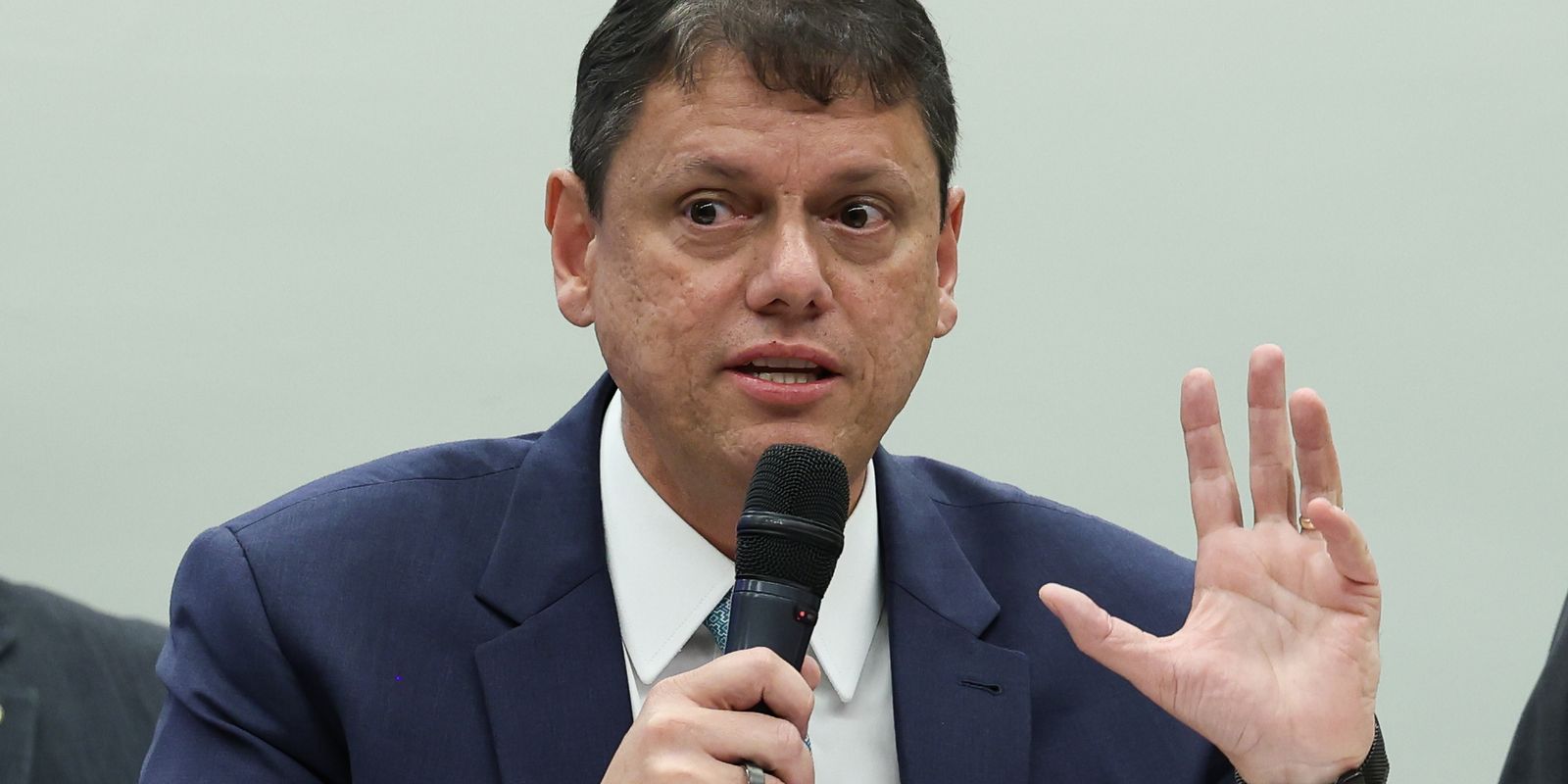 TCESP aprova com ressalvas as contas de 2025 do governo Tarcísio de Freitas em São Paulo
