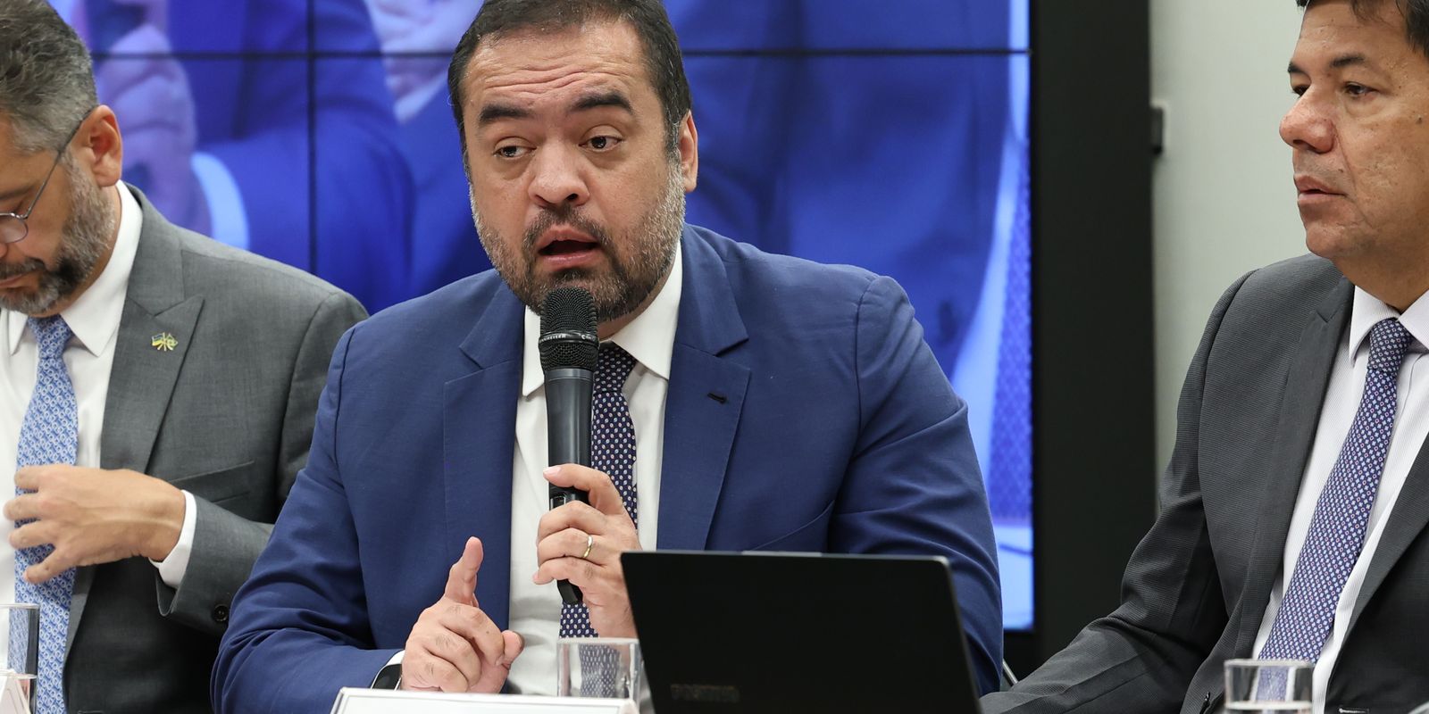 TSE confirma condenação de Claudio Castro, mantendo sua inelegibilidade