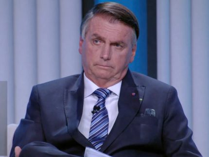 Bolsonaro é alvo de operação da PF para busca e apreensão de armas e munições em residência