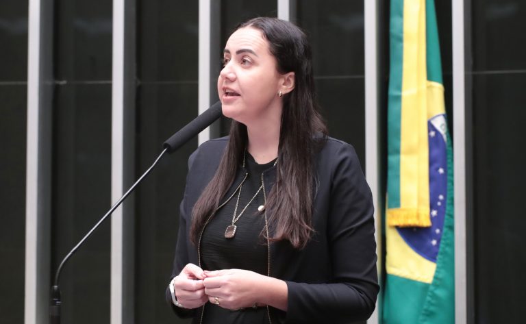 Escolas deverão comunicar suspeita de trabalho infantil ao conselho tutelar após aprovação na Câmara