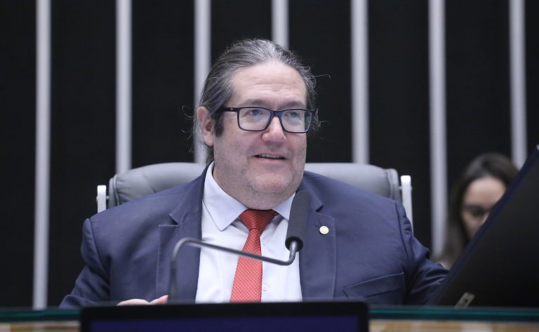 Comissão de Cultura da Câmara debate preservação do patrimônio cultural diante das mudanças climáticas