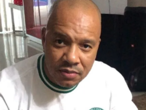 Em meio à disputa patrimonial, viúva de Anderson diz desconhecer cachês do Molejo