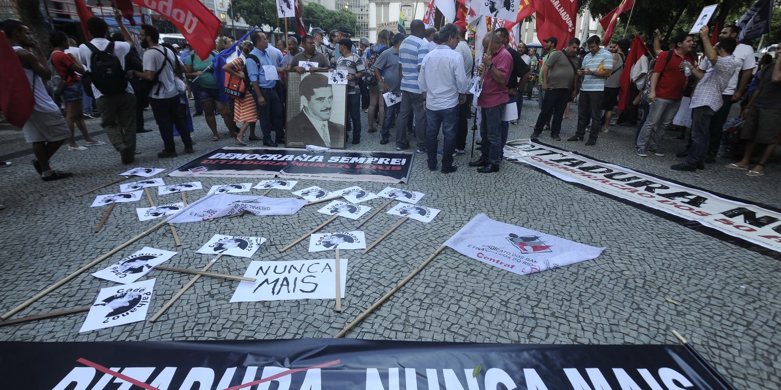 Estado brasileiro formaliza pedido de desculpas pelo desaparecimento de Paulo de Tarso Celestino na ditadura militar