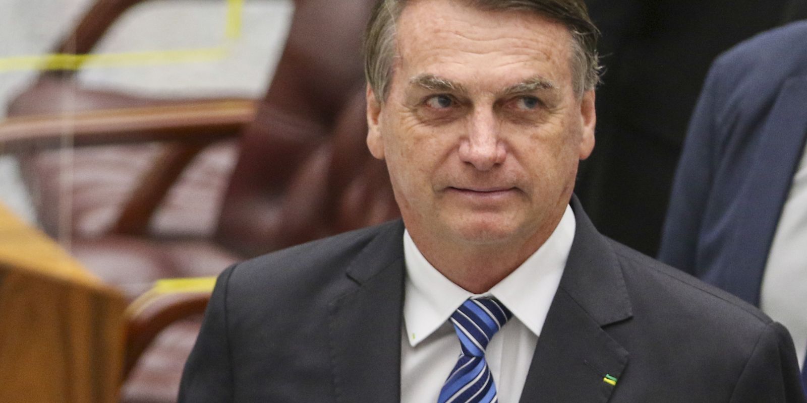 Exército entrega armas de Bolsonaro à Polícia Federal e aponta falta de duas