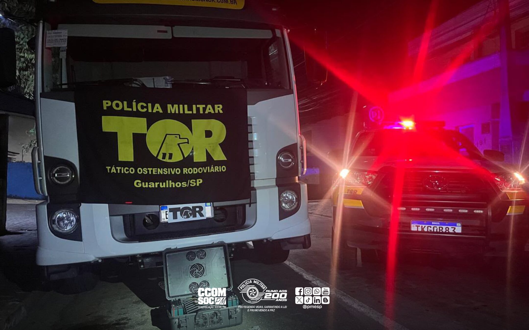 PM recupera caminhão roubado e apreende equipamento usado para bloquear rastreamento em Santa Isabel