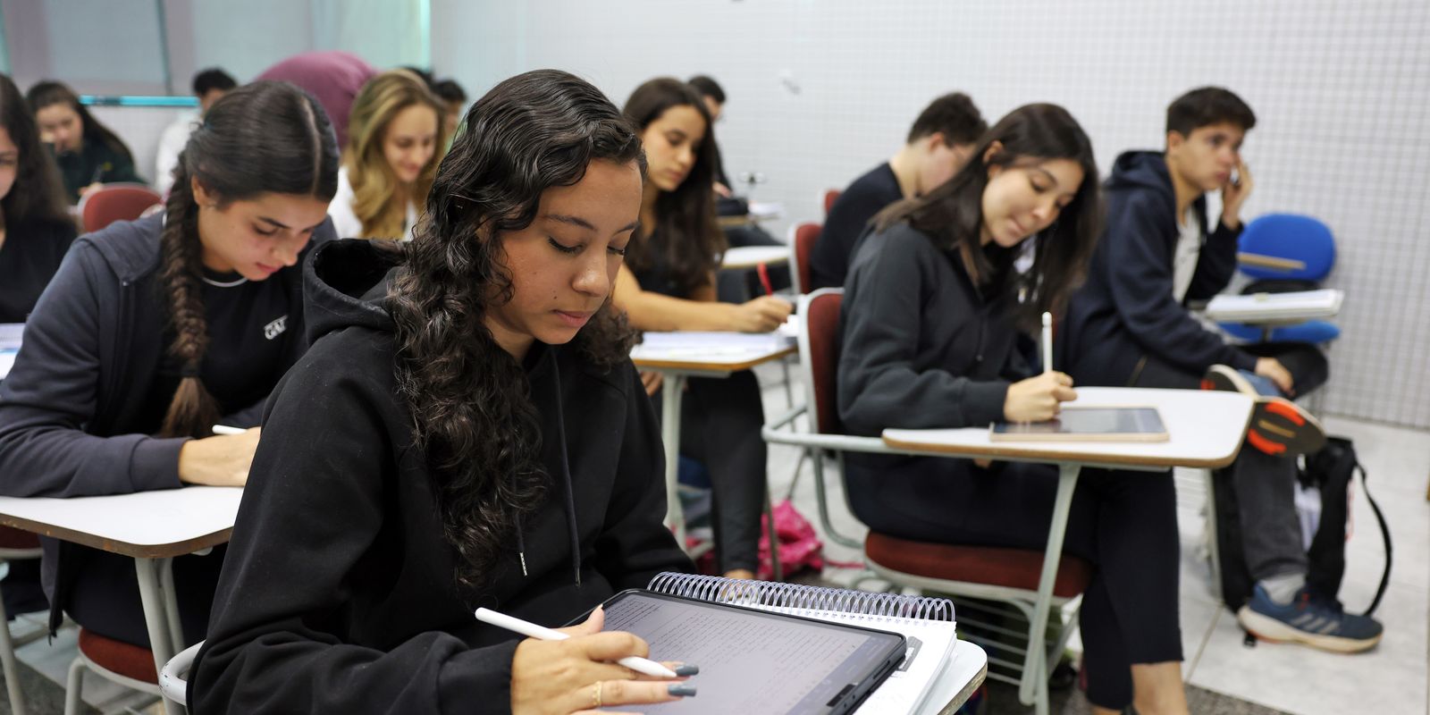 Prouni registra mais de 529 mil inscrições para bolsas de estudo no segundo semestre de 2026