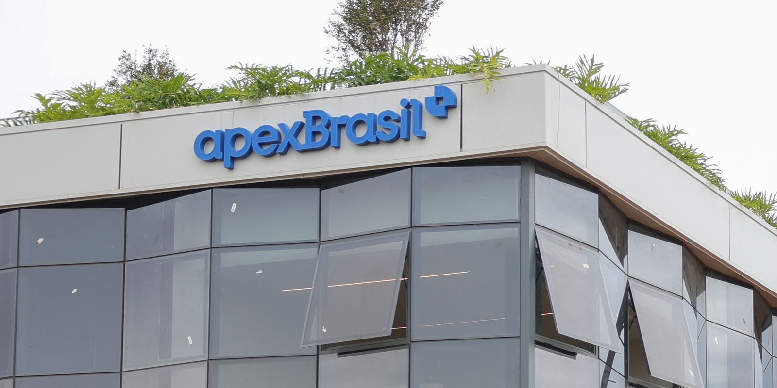 Tarifaço dos EUA impacta São Paulo e Santa Catarina, que absorvem 52% do choque nas exportações