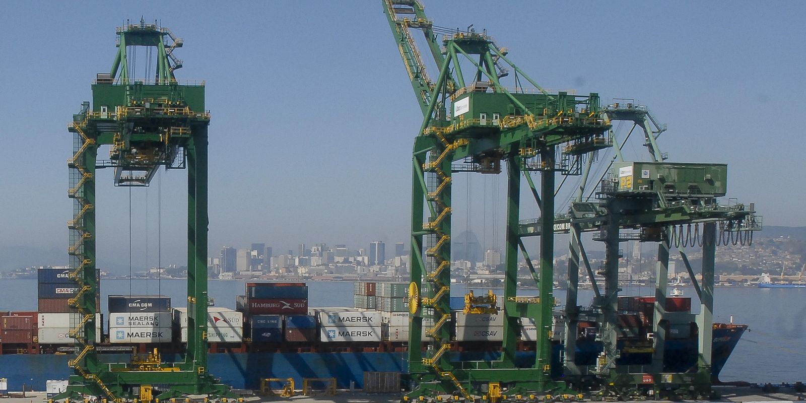 Tarifa dos EUA sobre <strong>etanol brasileiro</strong> deve ter impacto limitado na economia nacional