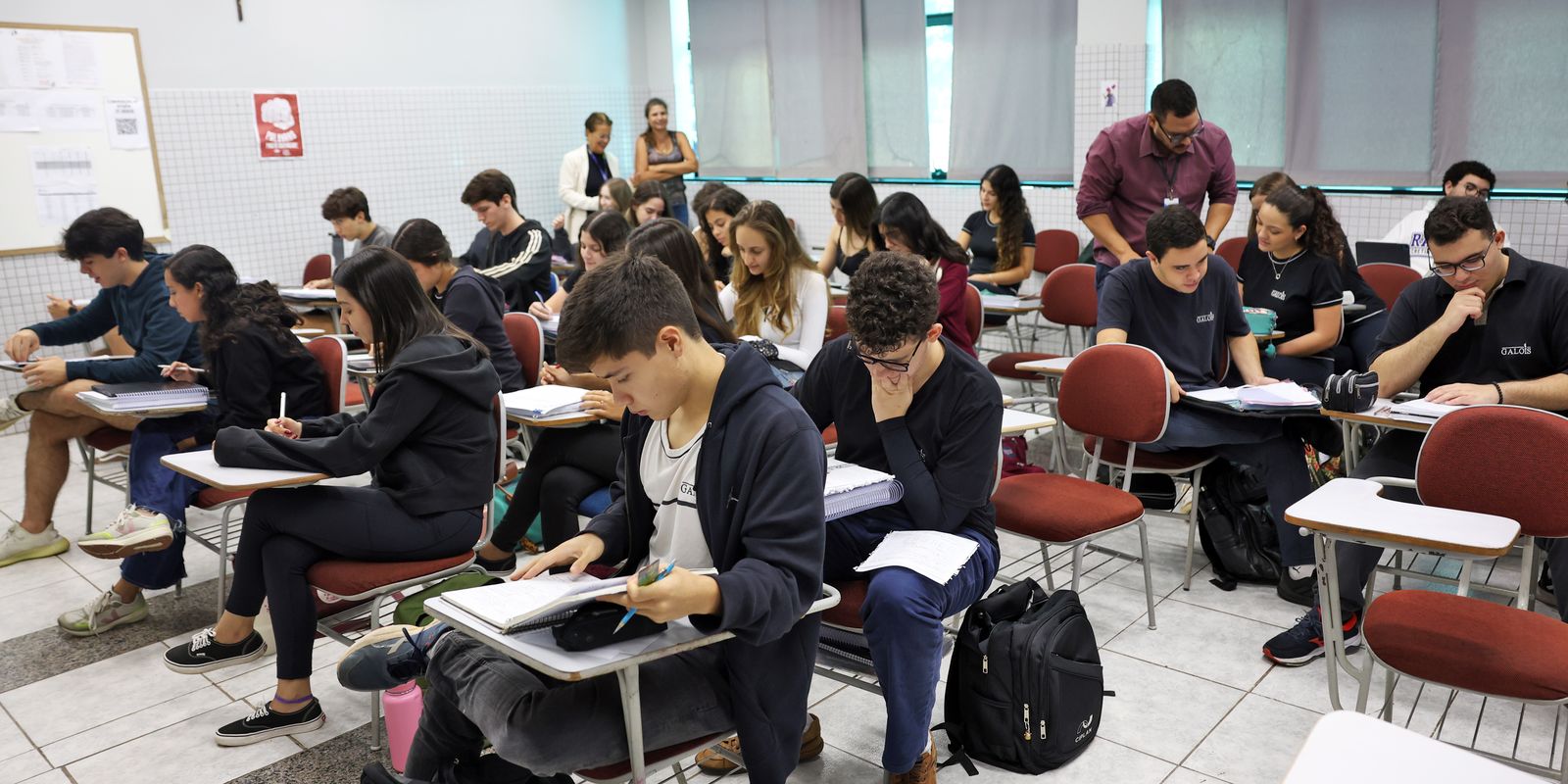 Estudantes podem solicitar bolsa permanência do Prouni de R$ 700