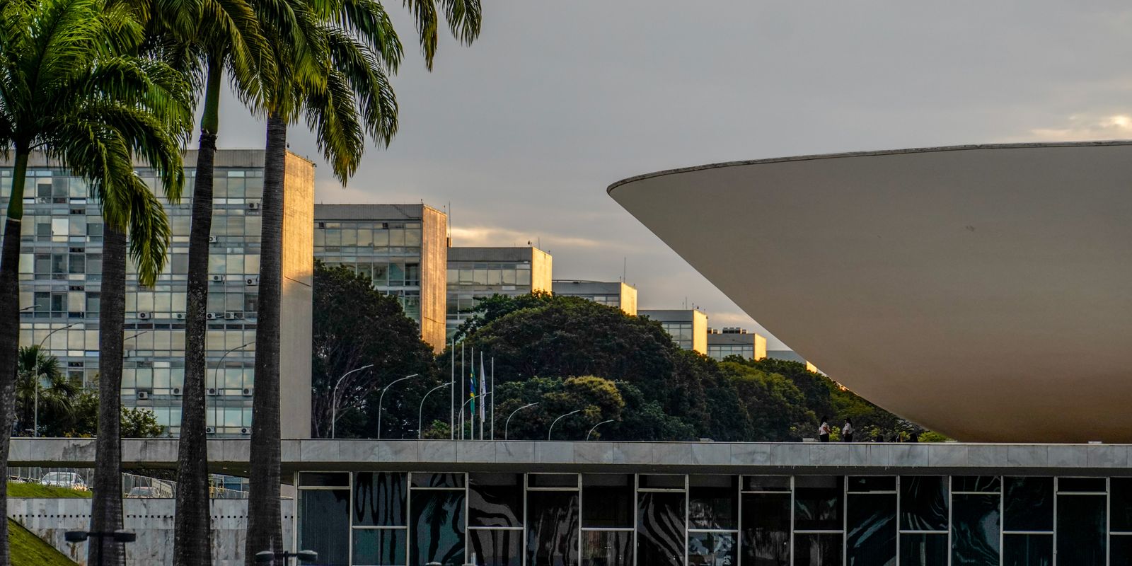 Mal-estar de líder do PT suspende votações na Câmara nesta terça